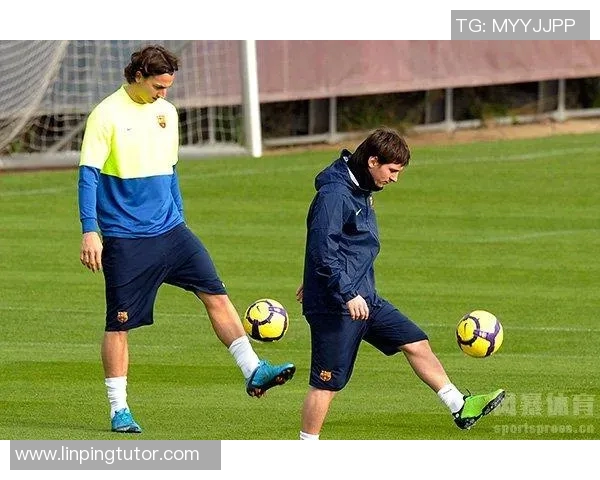 花式颠球技巧大揭秘让你在球场上成为众人瞩目的焦点