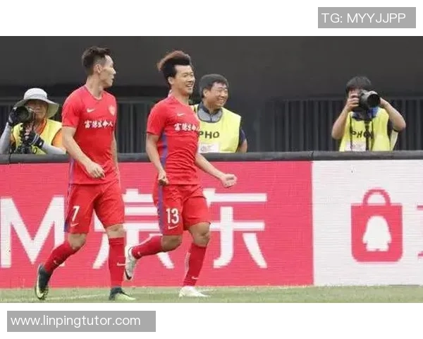 鲁能与恒大71次交锋回顾:历史对决中的荣耀与遗憾